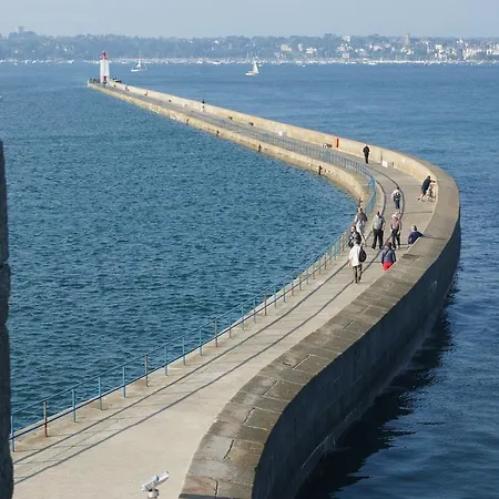 Neptunia 2* Saint Malo
